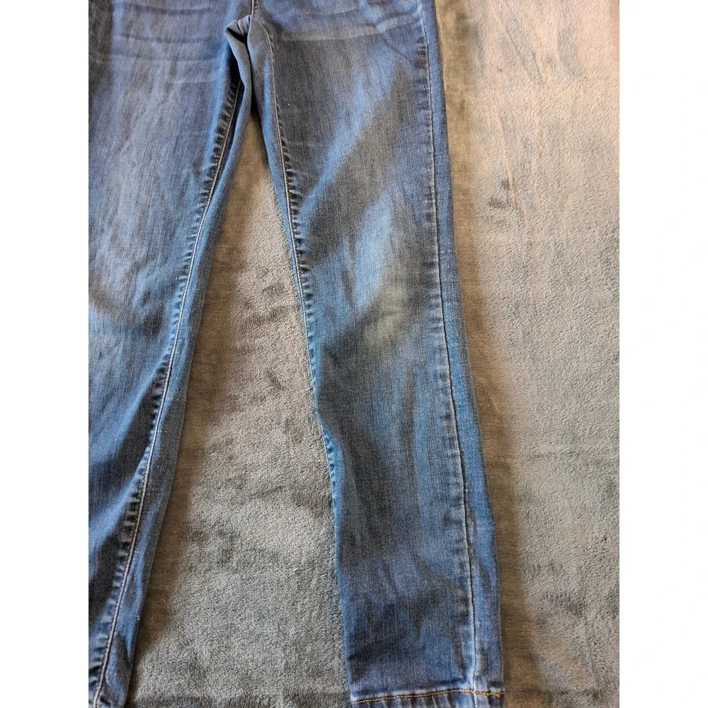 Judy Blue Relaxed Fit High Rise Medium‎ Wash Straight Leg Jeans Size 3/26
